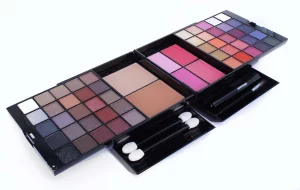 Компактный набор Nouba Trousse №232