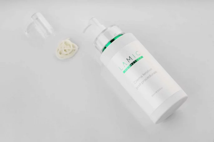 Постпроцедурний крем Lamic Сrema lentivo post-procedurale, 250 мл